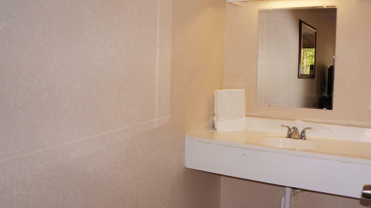 Classic Motor Lodge Providence - West Greenwich Ngoại thất bức ảnh